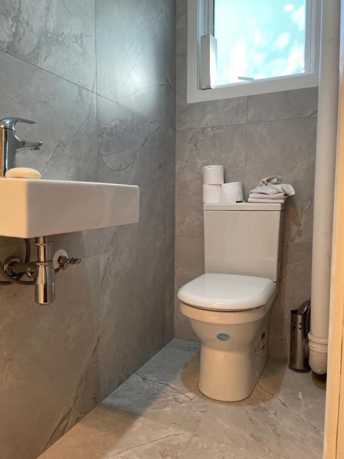 Pool Side Flat Mairangi Bay Apartment *