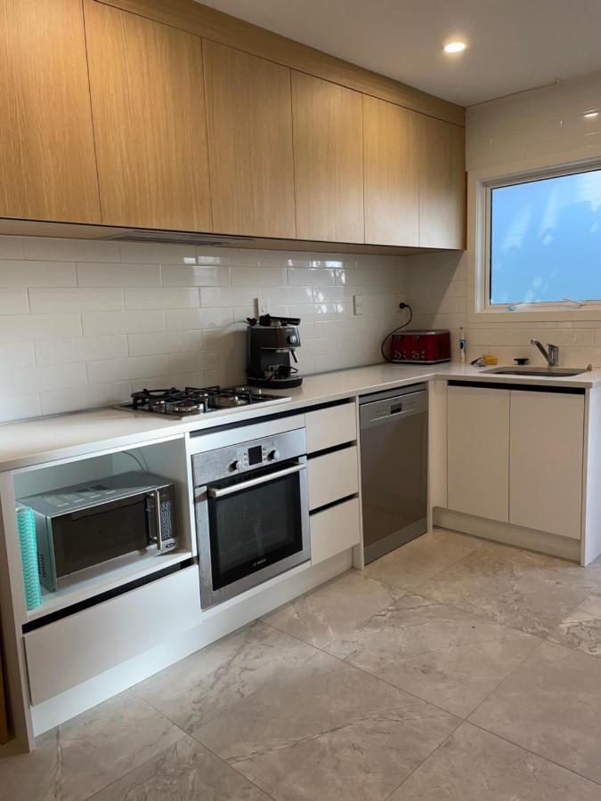 Pool Side Flat Mairangi Bay Apartment Auckland