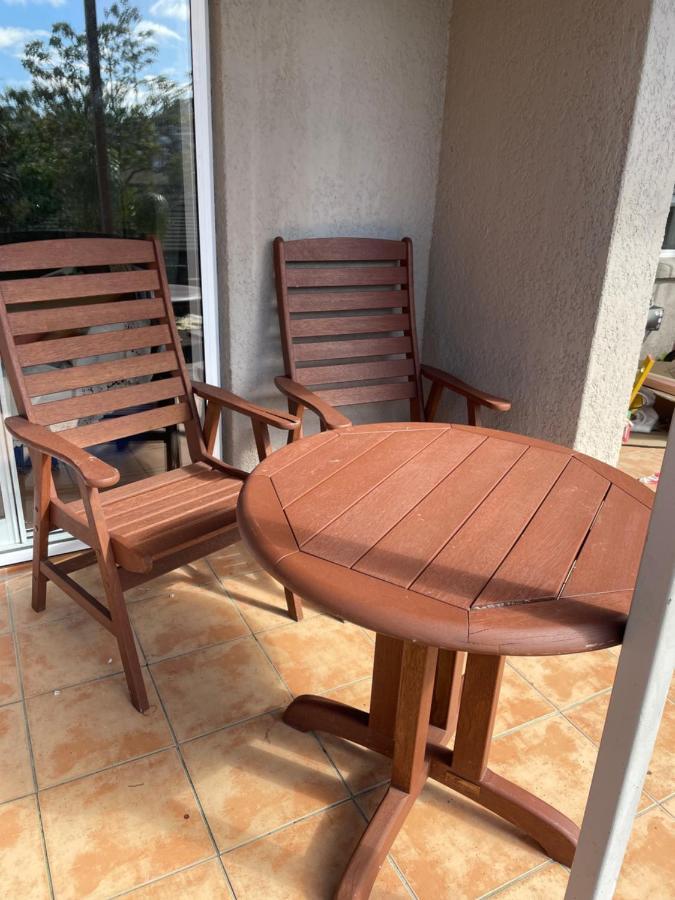 Pool Side Flat Mairangi Bay *