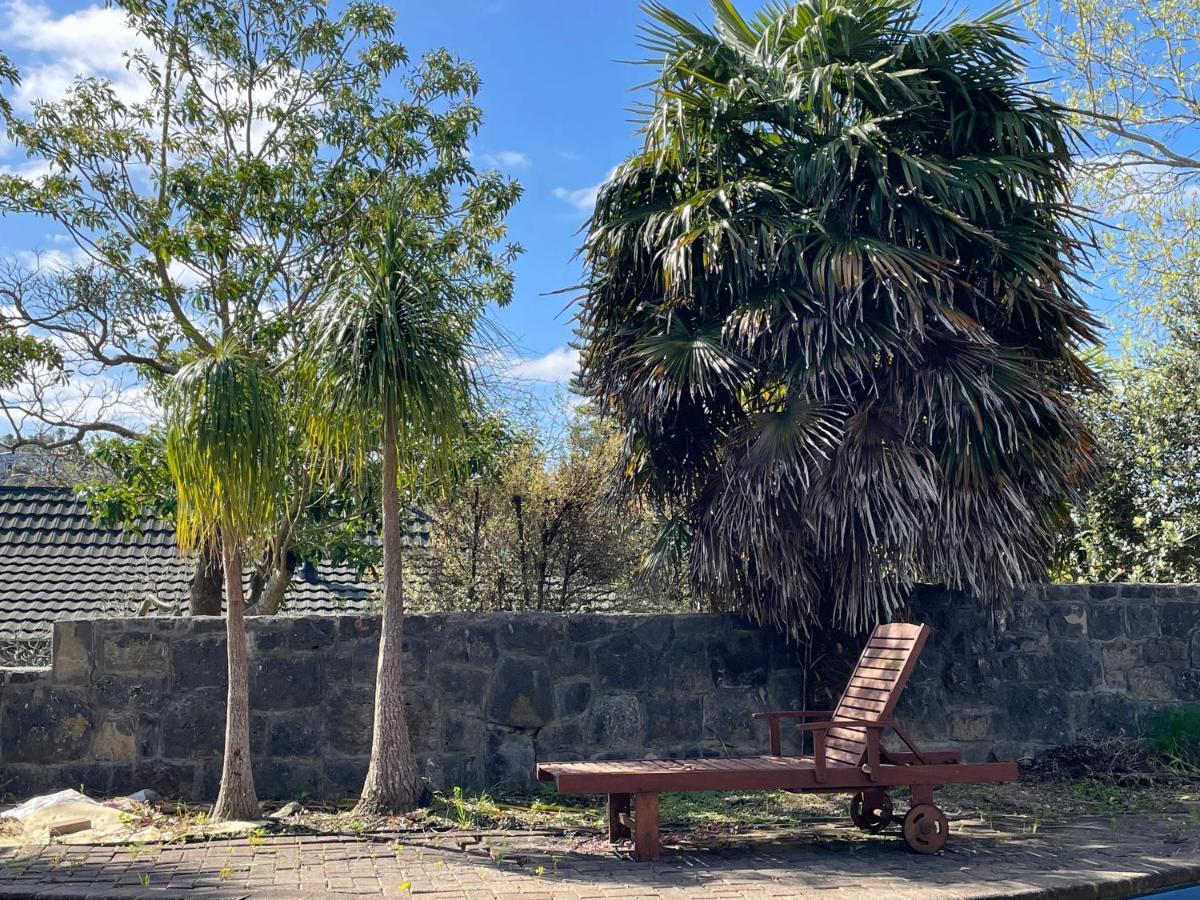 Pool Side Flat Mairangi Bay Apartment